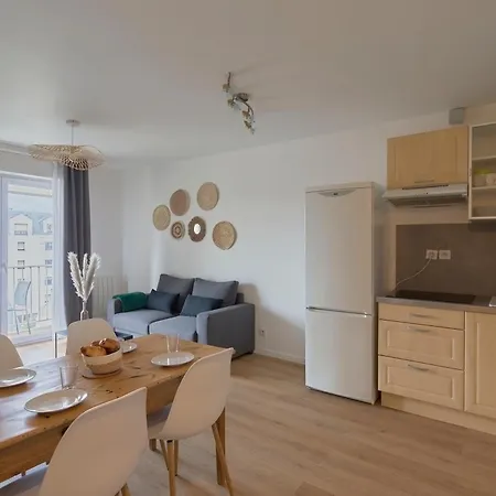 Apartman La Source - A 20 Minutes A Pied Du Centre
